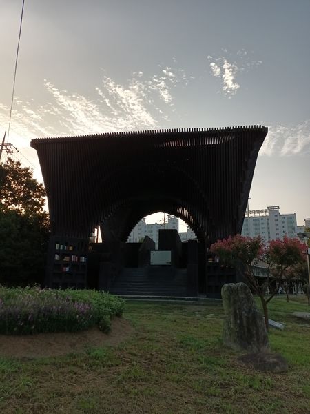 파일:광주천독서실1.jpg