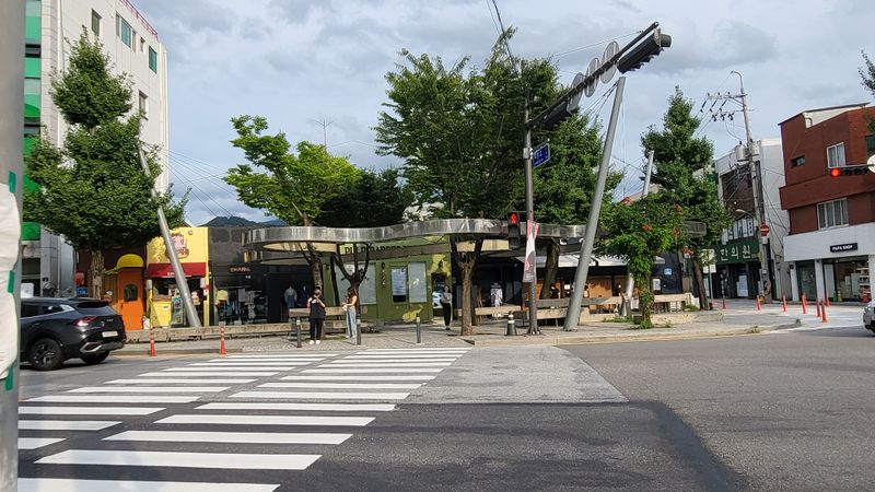 파일:소통의오두막.jpeg
