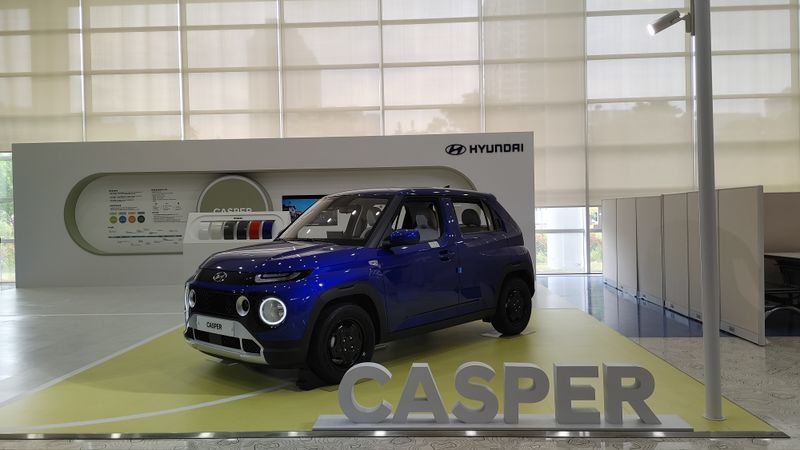 파일:CASPER BLUE.jpg