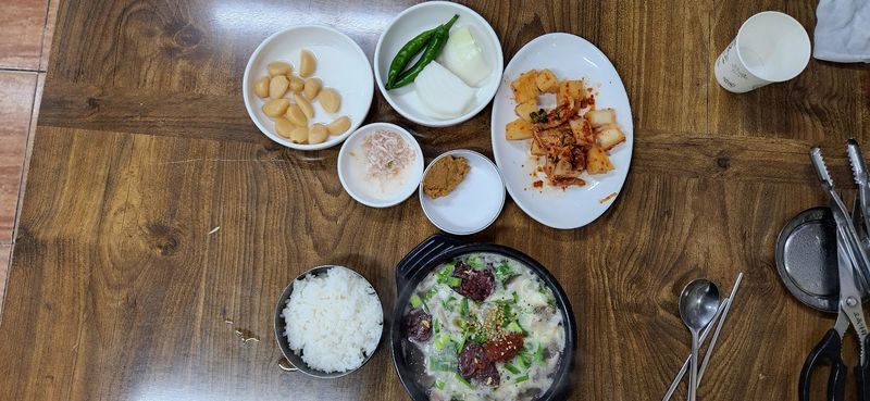 파일:모둠국밥2.jpg